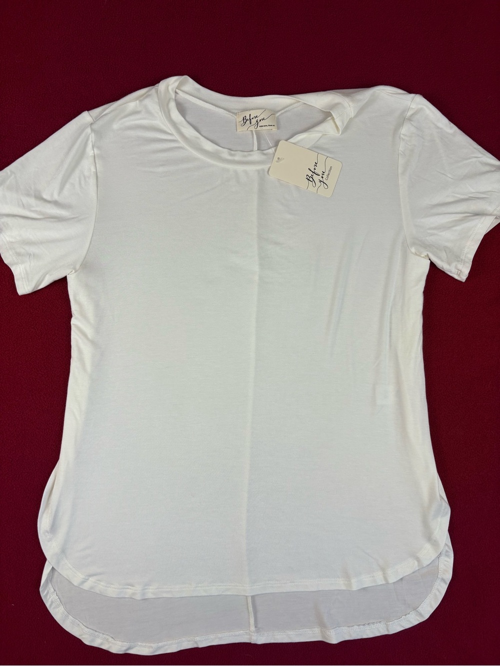 Before You NWT Women's Crewneck Tee Cream Small
